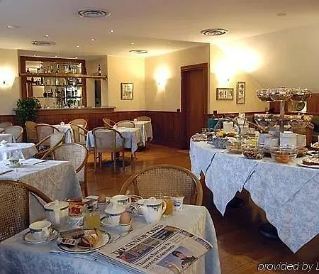 Hotel Excelsior