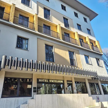 Excelsior 4* Magenta