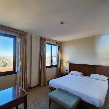 Excelsior 4*