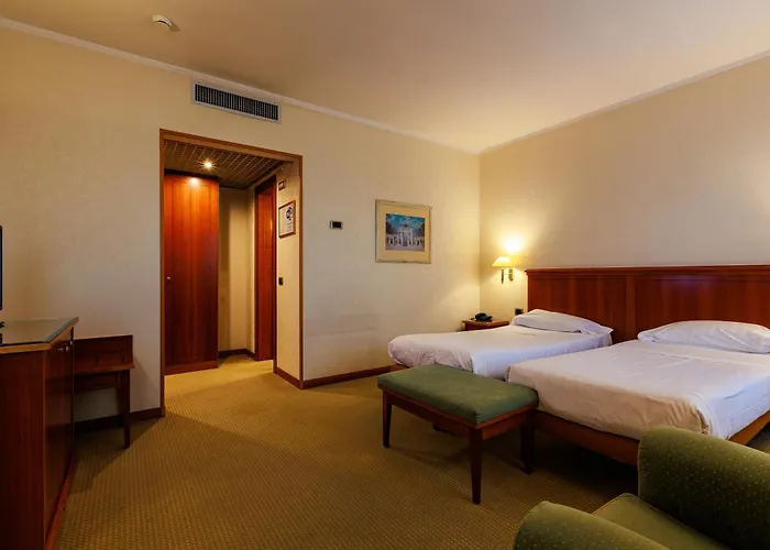 Excelsior Hotel Magenta