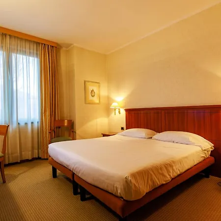 Excelsior Hotel